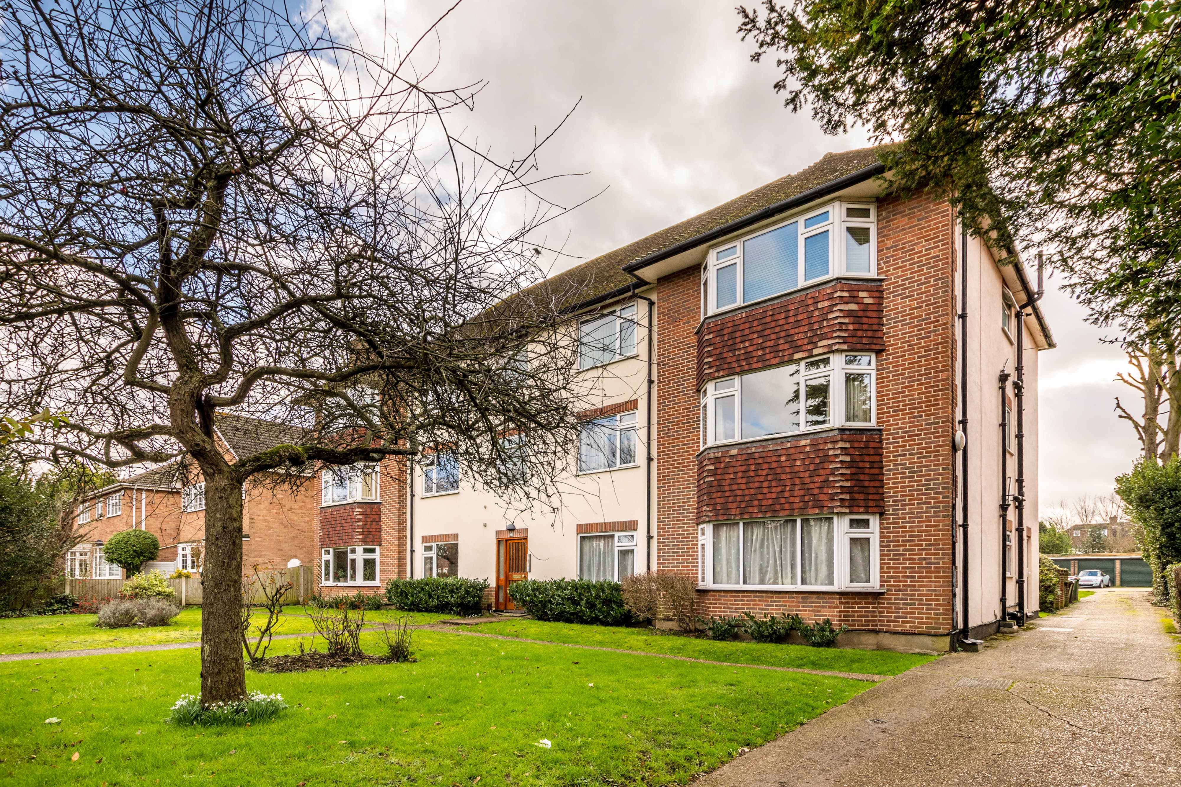 Flat 3, Greenbury Lodge, Beckenham, BR3 5HN