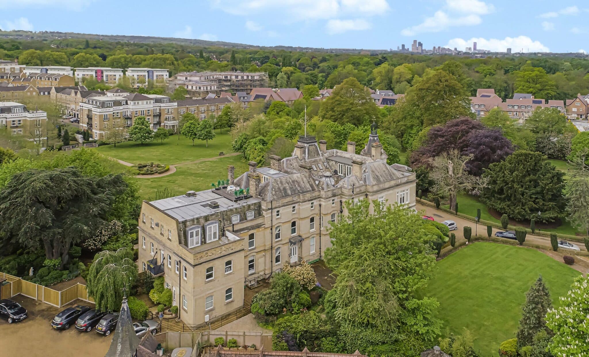 From Property Videos to Social Media: The Essential Marketing Tools to Sell Your High-End Property