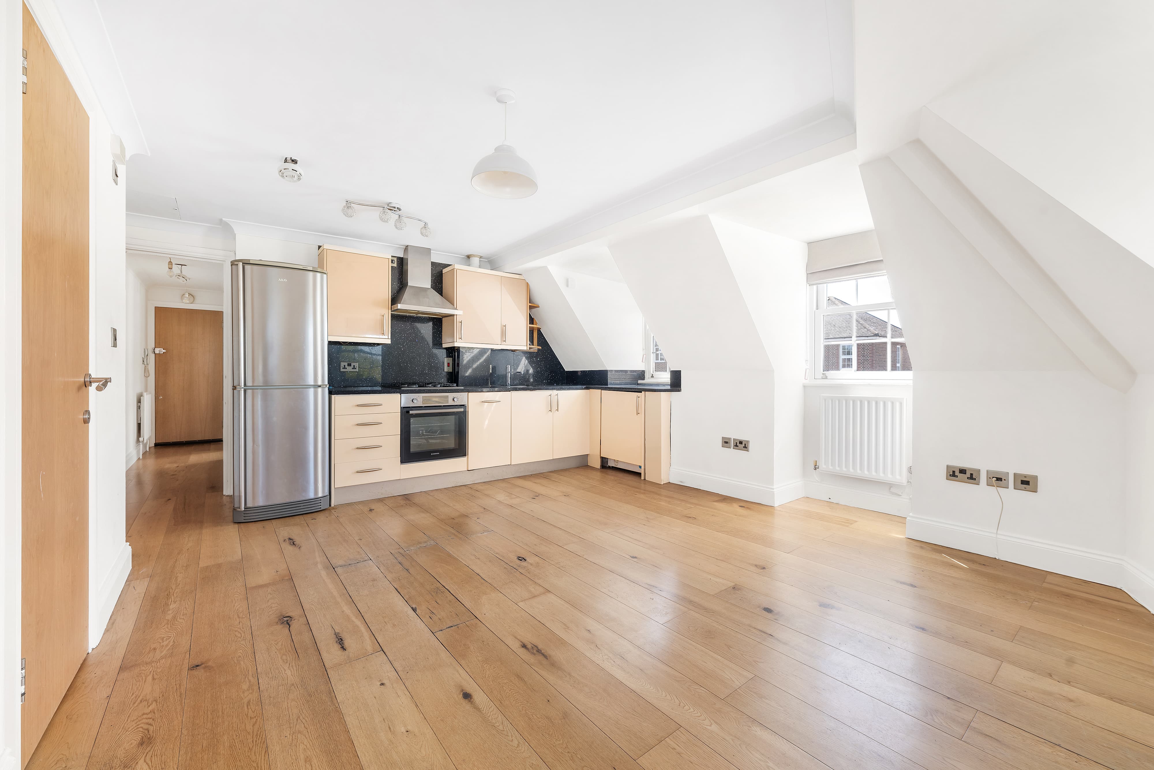 29D Pickhurst Lane, Bromley, Bromley, BR2 7JE